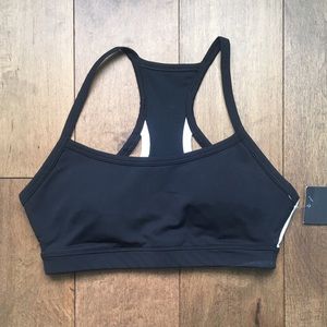 Gap black & white sports bra